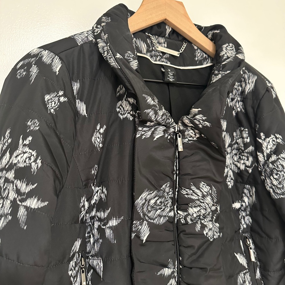 WHITE HOUSE BLACK MARKET |‎ Women's Floral Quilted Full Zip Puffer Jacket, M - Picture 6 of 11